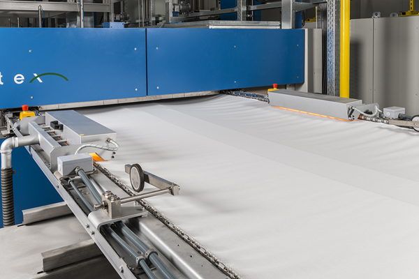 MONTEX stenters provide smooth treatment at very low and precisely controlled tension during all stages of knitted fabric handling.